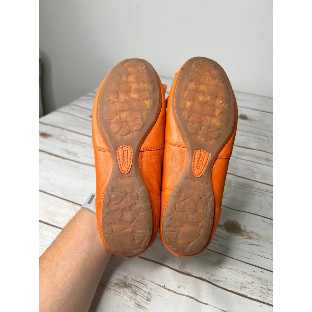Born Mai Ballet Flats Orange Leather Flower Detail Size 9